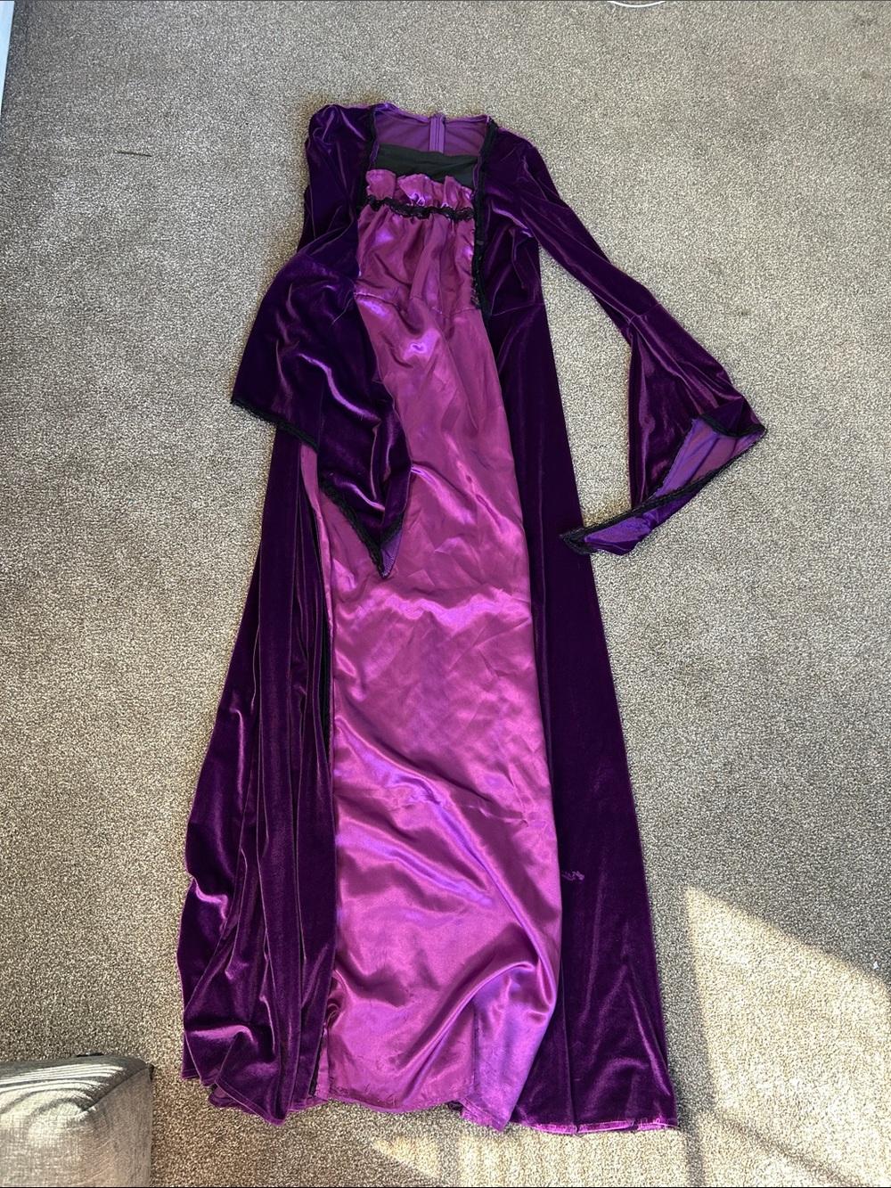 Women's Purple Velvet Witch Costume Dress with Satin Gown